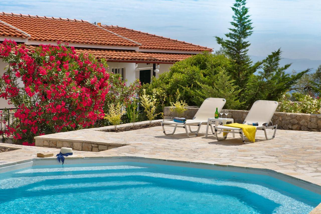Theodora Apartments - Paxos Гайос Экстерьер фото
