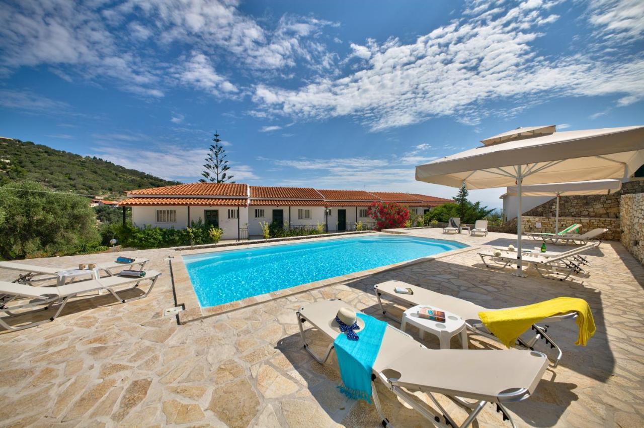 Theodora Apartments - Paxos Гайос Экстерьер фото